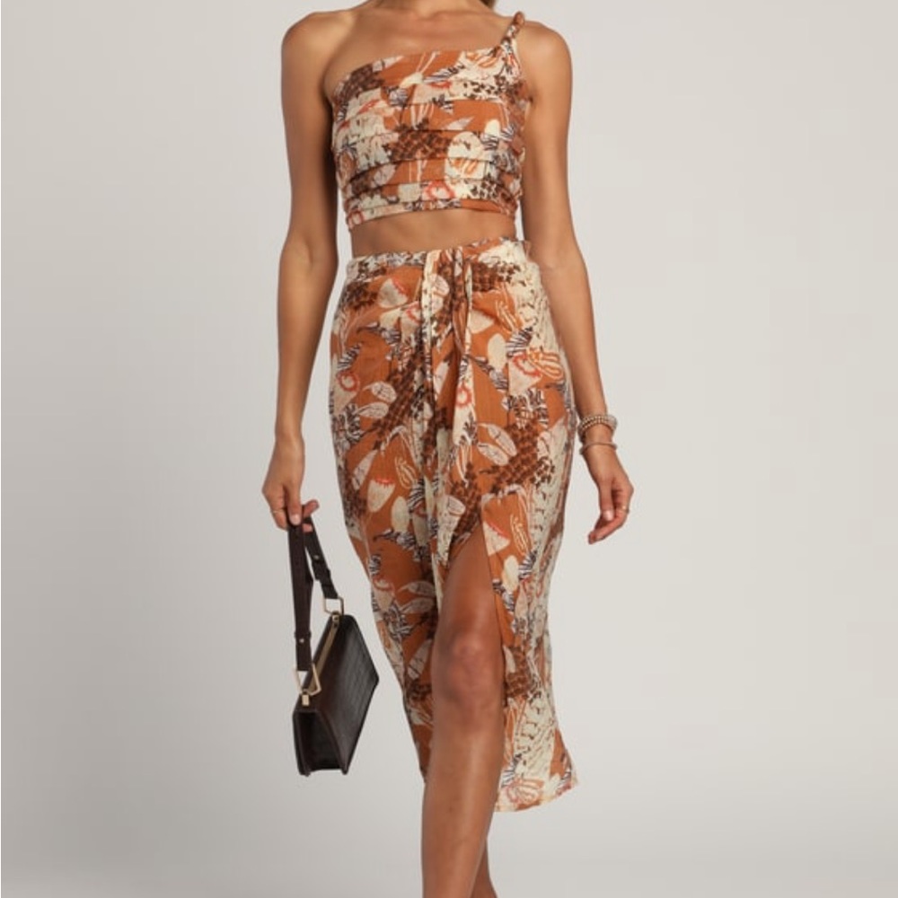 Lulus Something Wild Brown Multi
Print Twist-Front Midi Skirt